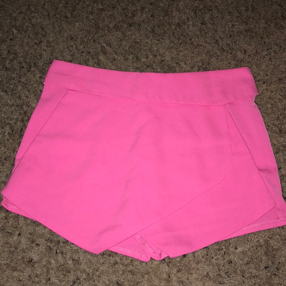 Hot pink shorts (skort)